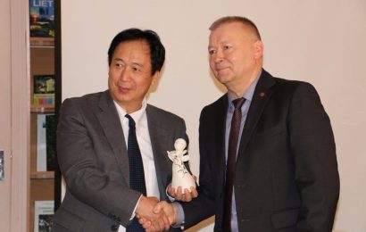 Japonijos ambasadorius T. Shigeeda: „Alytus yra tapęs svarbia Lietuvos vieta, skleidžiančia japonišką kultūrą“