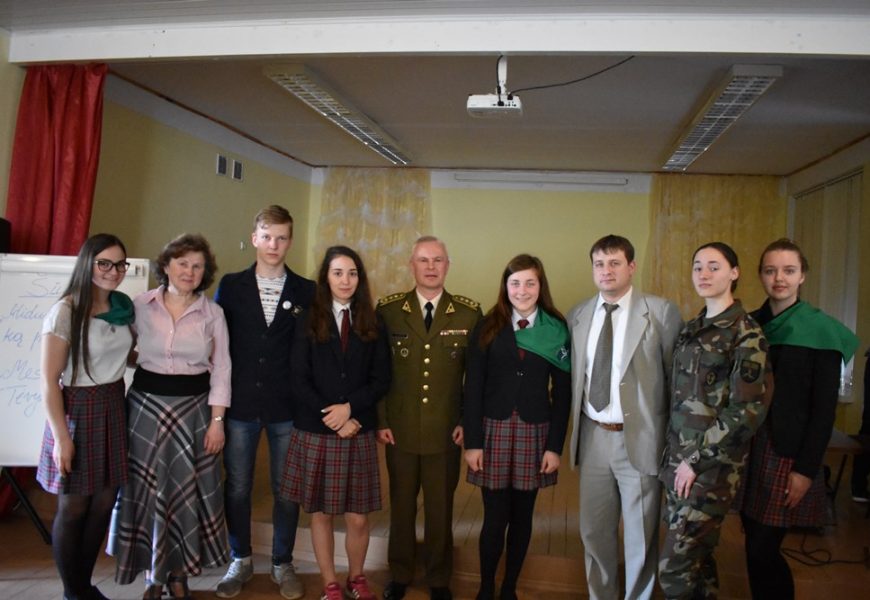 Simno gimnazijoje Nijolės Gaškaitės knygos „Pasipriešinimo istorija“ pristatymas