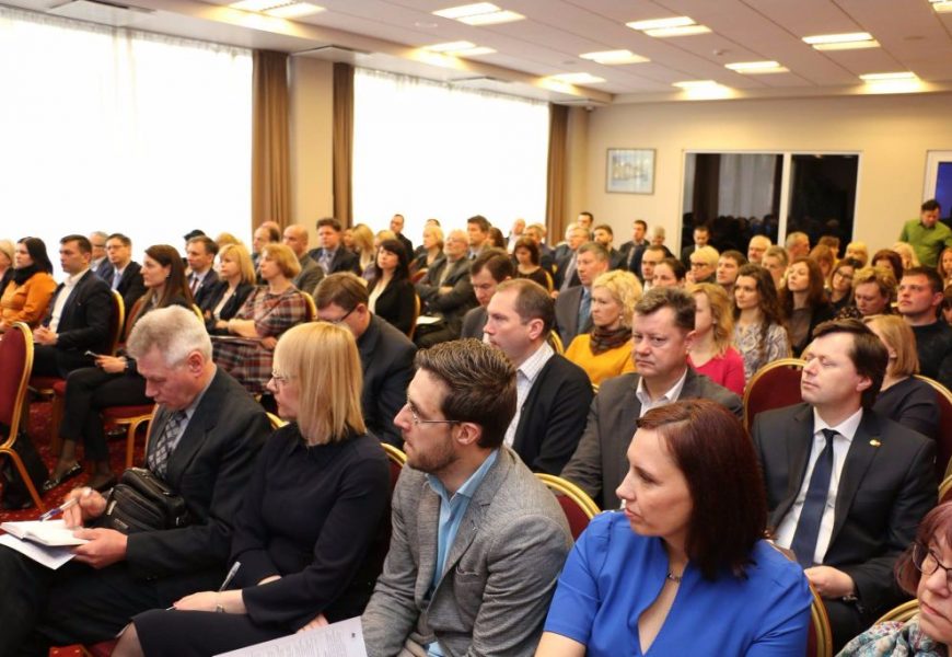 Druskininkų savivaldybės atstovai dalyvavo antikorupcinės aplinkos viešajame sektoriuje vadovo pristatyme