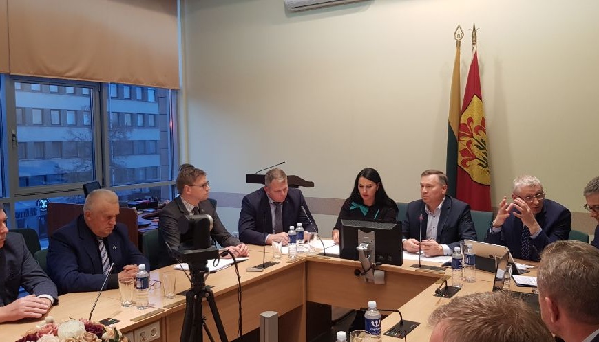 Žemės ūkio ministras ramina Alytaus rajono ūkininkus: „Bus kompensuoti visi nuostoliai“
