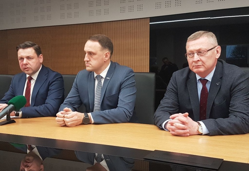 Naujausios žinios dėl korona: prašoma išlaikyti rimtį Naujausios žinios dėl korona: prašoma išlaikyti rimtį