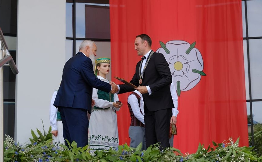 Žinote Alytaus miesto garbės piliečio vardo vertą kandidatą? Siūlykite!