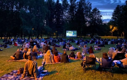 Du rugpjūčio ketvirtadienius Alytuje – kultinių „Kino pavasario“ filmų nemokami seansai