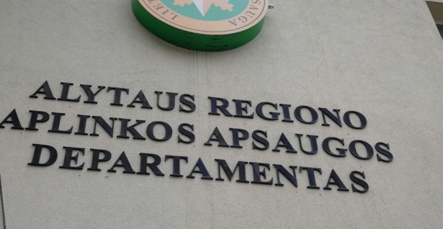Alytaus aplinkosaugininkui už neteisėtą medžioklę – teisiamųjų suolas Alytaus aplinkosaugininkui už neteisėtą medžioklę – teisiamųjų suolas