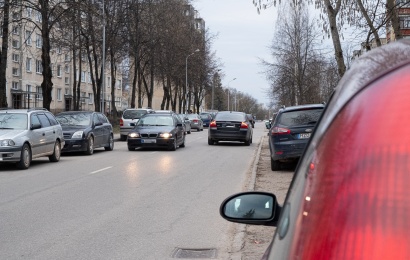 Po problemiškiausios Alytaus gatvės remonto – pusšimtis naujų vietų automobiliams