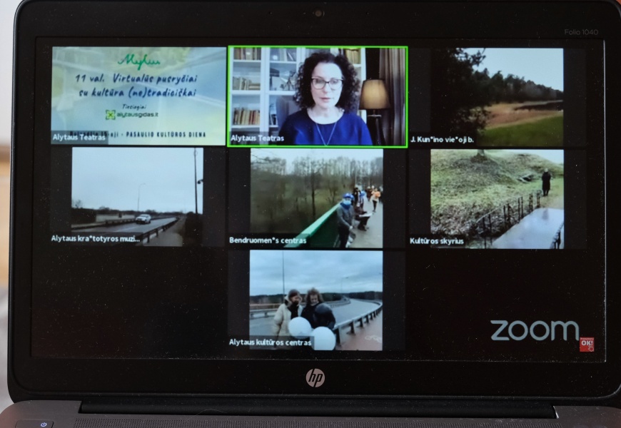 Kultūros diena: nuo tiltų ir tiltelių alytiškiams skriejo virtualūs kultūros darbuotojų linkėjimai Kultūros diena: nuo tiltų ir tiltelių alytiškiams skriejo virtualūs kultūros darbuotojų linkėjimai