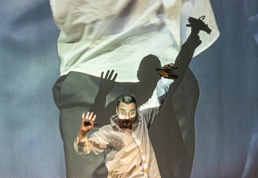 Į Alytų atvyksta Vilniaus mažojo teatro spektaklis „Ką/Stingas“