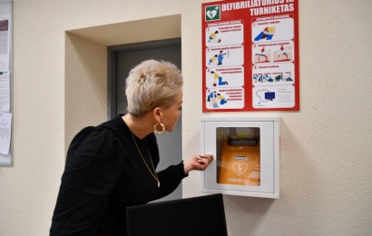 Alytaus rajone įrengti išoriniai automatiniai defibriliatoriai ir turniketai