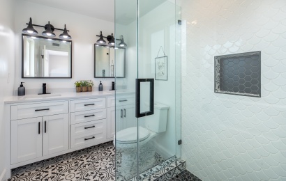 Kaip stilingai dekoruoti vonios kambarį?