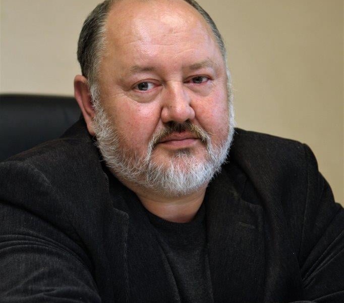 Mirė laikraščio „Alytaus naujienos“ direktorius ir redaktorius Romas Burba