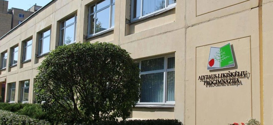 Alytaus Likiškėlių progimnazijos bendruomenė: „Esame podukros vietoje“