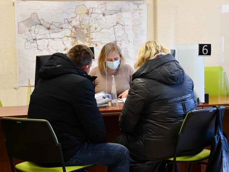 Į Alytaus rajono savivaldybę – be galimybių paso, bet su kaukėmis