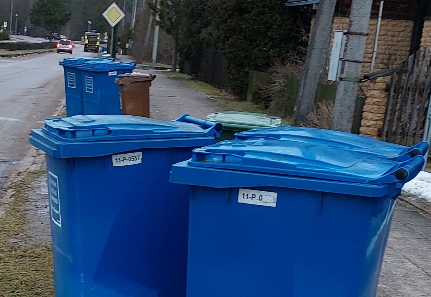 Kiek kartų ištraukti ištuštinimui mišrių atliekų konteinerį?