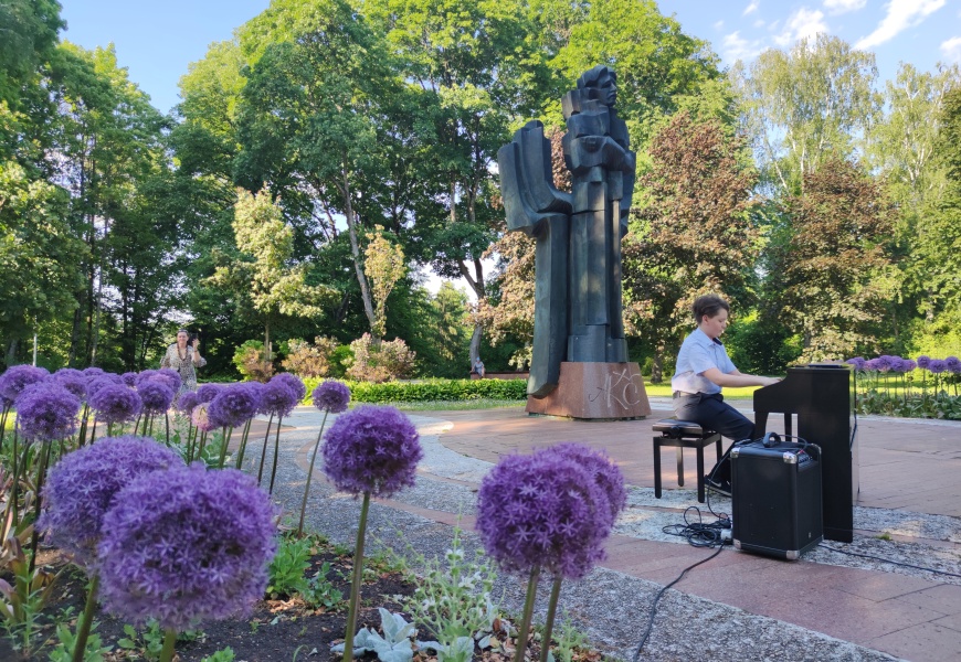 Jubiliejinis festivalis dvidešimtąjį kartą kviečia prasmingai vasaroti Druskininkuose su M. K. Čiurlioniu