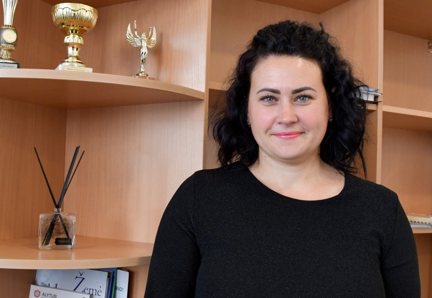 Miroslavo seniūnijoje pradėjo dirbti seniūnė Oksana Čeponienė Miroslavo seniūnijoje pradėjo dirbti seniūnė Oksana Čeponienė