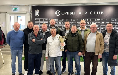 Alytaus „Vyčio“ futbolininkai iš turnyro Vilniuje grįžo su nugalėtojų taure