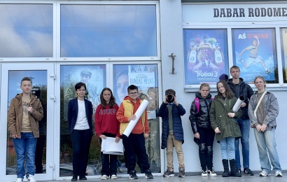 Jaunieji žurnalistai susipažino su „Dainavos“ kino teatro virtuve
