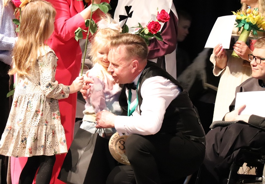 30-metį mininčio teatro „Runa“ vadovas Arūnas Narauskas: „Su teatru galima kalnus nuversti“ 30-metį mininčio teatro „Runa“ vadovas Arūnas Narauskas: „Su teatru galima kalnus nuversti“