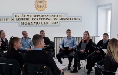 Abiturientus kviečia prisidėti prie saugesnės Lietuvos kūrimo ir tapti bausmių vykdymo sistemos pareigūnu