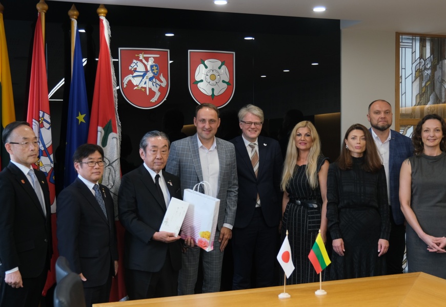 Alytuje apsilankė Japonijos Fukujamos miesto atstovai: ieškoma bendradarbiavimo galimybių Alytuje apsilankė Japonijos Fukujamos miesto atstovai: ieškoma bendradarbiavimo galimybių