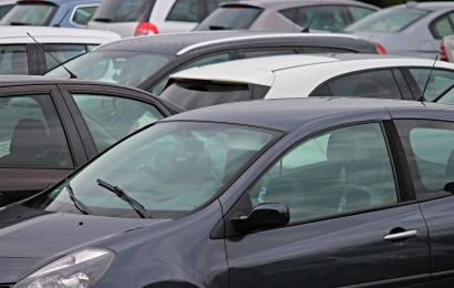 Visos automobilių aikštelės vietos prie Jurgiškių g. 55 daugiabučio namo rezervuotos per kelias dienas