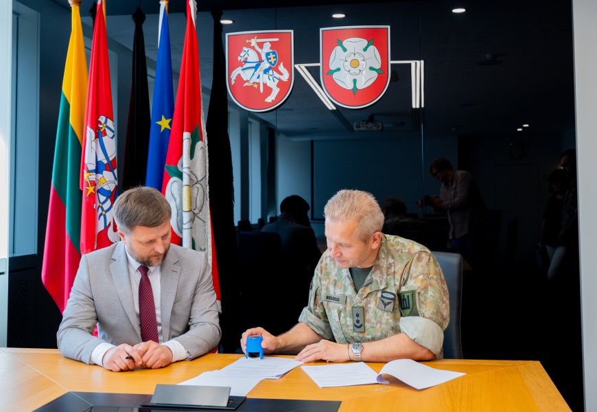 Alytaus miestas ir kariuomenė stiprina bendradarbiavimą pasirengimo ekstremalių situacijų, mobilizacijos ir karo padėties atvejams Alytaus miestas ir kariuomenė stiprina bendradarbiavimą pasirengimo ekstremalių situacijų, mobilizacijos ir karo padėties atvejams