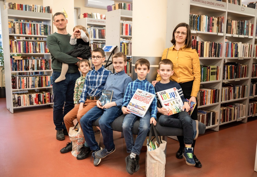 Alytiškių Jablonskų šeimos pavyzdys įkvepia skaityti Alytiškių Jablonskų šeimos pavyzdys įkvepia skaityti