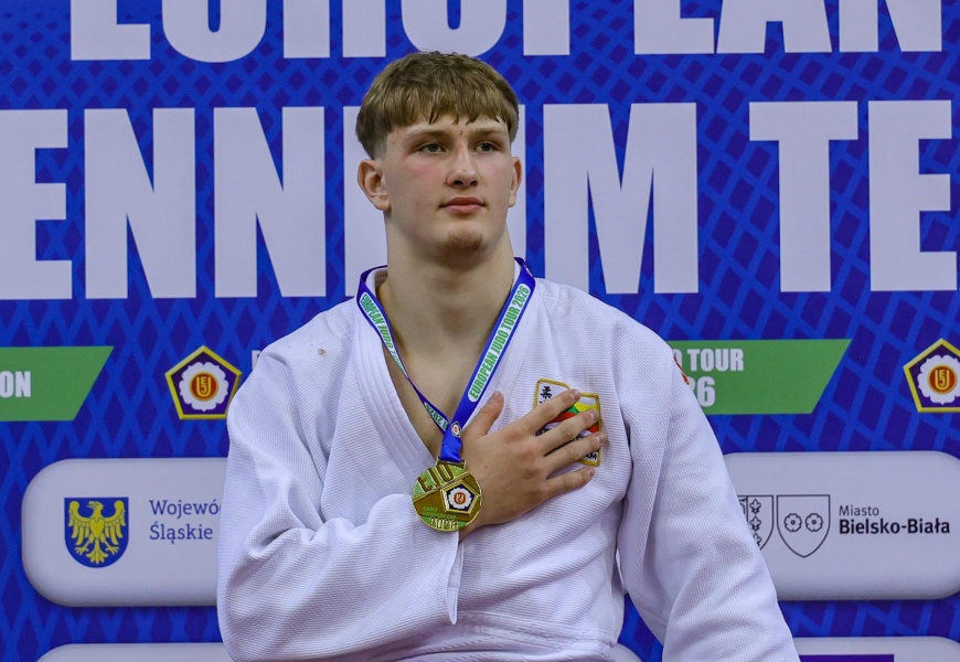 Alytiškis Tajus Babaičenko – nesustabdomas: iškovojo aukso medalį jaunių Europos taurės varžybose