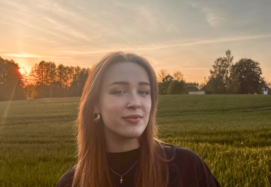 Auksė Genevičiūtė: „Jaunas žmogus turėtų būti laikomas lygiu tarp suaugusiųjų“