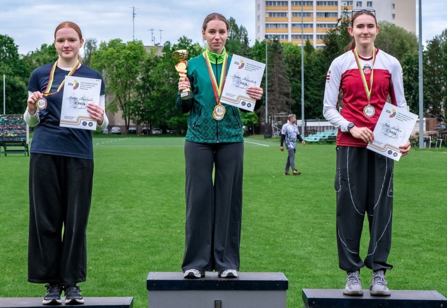 Alytaus lankininkai Lietuvos čempionate iškovojo 12 medalių ir pagerino Lietuvos rekordą
