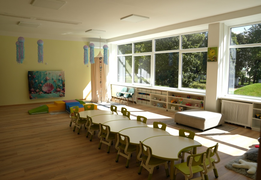 Alytaus lopšelyje-darželyje „Šaltinėlis“ – atnaujintos grupės, naujos edukacinės priemonės ir lauko erdvės