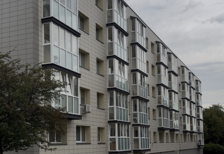 Alytaus daugiabutis tapo renovacijos pavyzdžiu Lietuvai: sąskaitos mažėjo perpus, o gyventojai pirmiausia pajuto komfortą