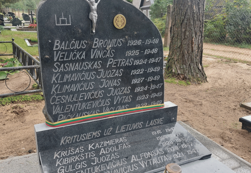 Varėnos rajone sutvarkytos partizanų ir laisvės kovų dalyvių kapavietės Varėnos rajone sutvarkytos partizanų ir laisvės kovų dalyvių kapavietės
