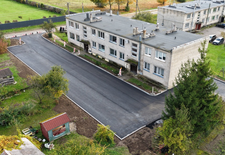 Alytaus rajone nuosekliai atnaujinami daugiabučių kiemai