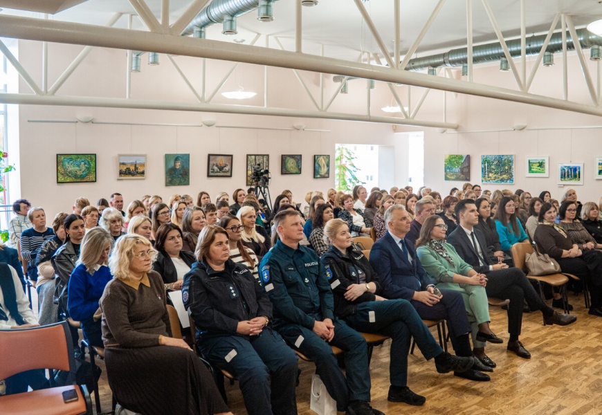 Konferencija „Saugus ir sveikas Lazdijų rajonas: narkotikų ir alkoholio prevencijos stiprinimas“
