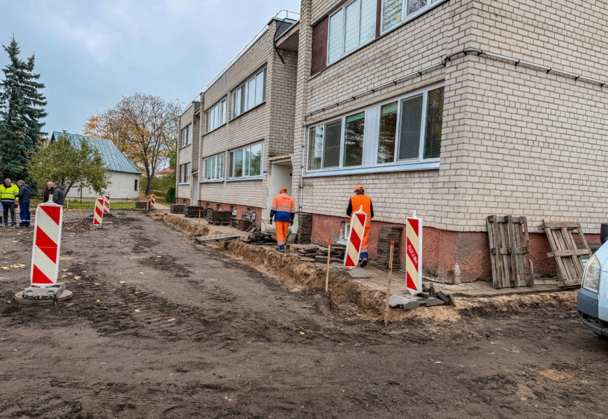 Lazdijuose dar daugiau patogių ir atnaujintų automobilių stovėjimo aikštelių Lazdijuose dar daugiau patogių ir atnaujintų automobilių stovėjimo aikštelių